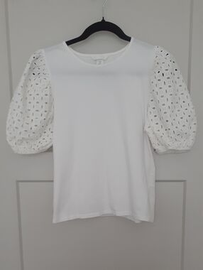 H&M Cream Eyelet Puff Sleeve Tee